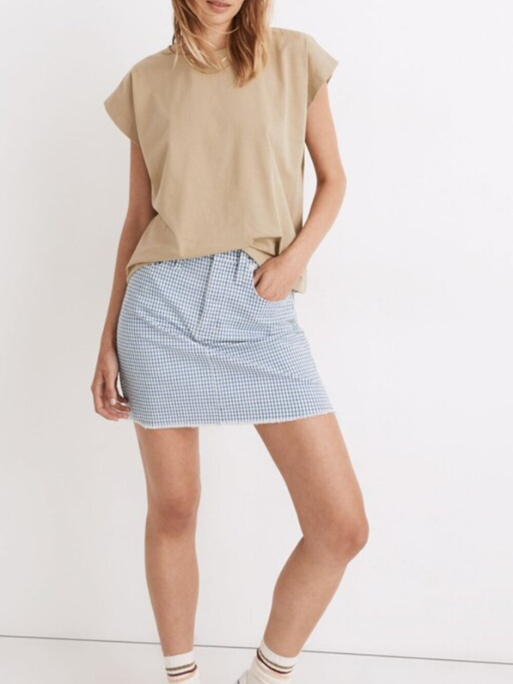 Madewell Stretch Straight Mini Skirt in Gingham: Raw-Hemmed Edition - Size 30